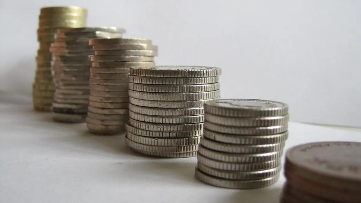 Briefing: tax threshold freezes and national insurance rate cuts